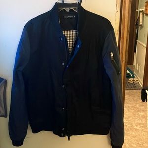 Men’s small Jacob Houston. High quality! Like new